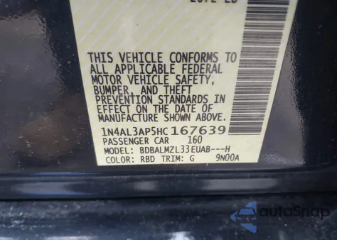 2017 Nissan Altima 2.5 Sv z USA, uszkodzony, nr VIN 1N4AL3AP5HC167639